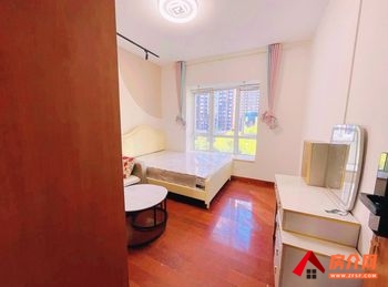 西山官庄福兴苑,3室0厅房子出租(合租),租金每月700元 西山官庄福兴苑,3室0厅房子出租(合租),租金每月700元