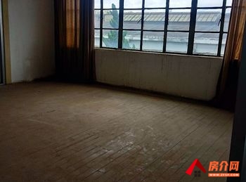 盘龙茨坝1402m²厂房出租,参考报价:面议 盘龙茨坝1402m²厂房出租,参考报价:面议