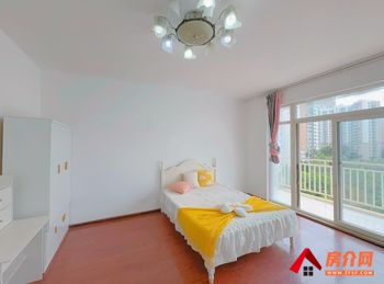 盘龙云南映象(C区)，3室2厅房子出租(合租)，租金每月50