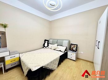 「昆明」官渡米兰春天,3室2厅房子出租(合租)，租金每月50