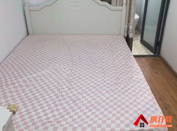 西山润城(7区)，1室1厅房子出租(合租)，租金每月899元