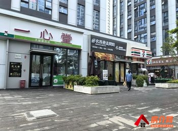 官渡官渡广场60m²商铺出售,参考报价:180万元 官渡官渡广场60m²商铺出售,参考报价:180万元
