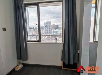 盘龙银海城市花园，3室1厅房子出租(合租)，租金每月550元