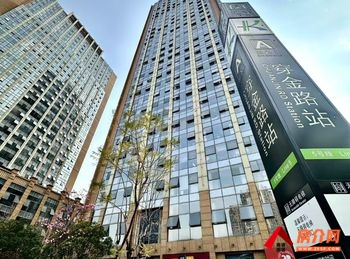 霖岚国际广场 >280m²写字楼出租,参考报价:756