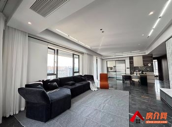 「昆明」官渡绿地东南亚中心428公馆,4室2厅房子出租(整租