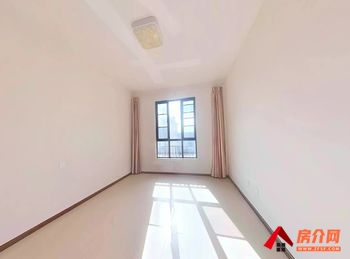 西山万和花园，4室2厅二手房出售,报价：250万元