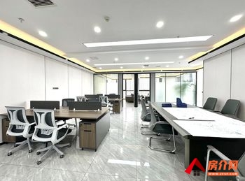 昆明蓝光昆仑中心 >265m²写字楼出租，参考报价：8