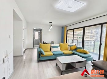 呈贡光明璟宸苑，4室2厅房子出租(整租)，租金每月2000元