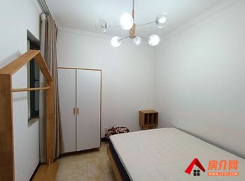 五华人民路壹号广场小区，3室2厅房子出租(整租)，租金每月2