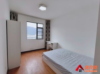 五华融城园城A2地块，3室2厅房子出租(合租)，租金每月66