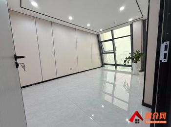 银燕中心 >198.2m²写字楼出租，参考报价：683