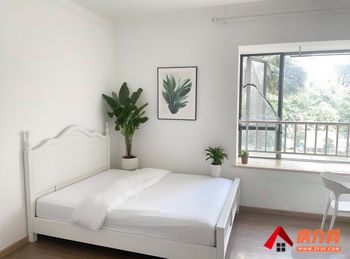 昆明西山金坤尚城祥和里 3室2厅房子出租(合租)，租金每月5