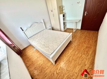 昆明西山未名城(3期) 1室1厅房子出租(合租)，租金每月1