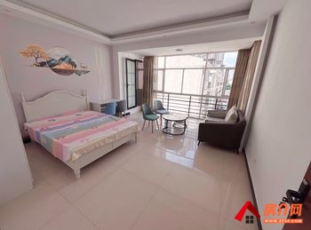 西山富城车世界，4室2厅房子出租(合租)，租金每月700元