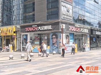 昆明官渡民航路161.2m²商铺出售,参考报价:180万元