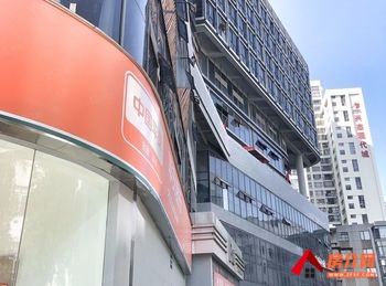 百富琪商业广场 >90m²写字楼出租,参考报价:270 百富琪商业广场 >90m²写字楼出租,参考报价:270