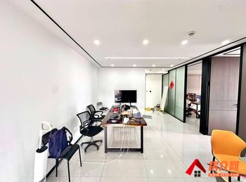 华海新境界 >183m²写字楼出租,参考报价:4209 华海新境界 >183m²写字楼出租,参考报价:4209