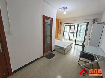 西山润城十区，3室2厅房子出租(合租)，租金每月500元