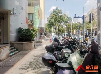 盘龙新迎片区1690m²商铺出售,参考报价:980万元 盘龙新迎片区1690m²商铺出售,参考报价:980万元