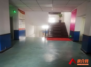 盘龙新迎片区1690m²商铺出售,参考报价:980万元 盘龙新迎片区1690m²商铺出售,参考报价:980万元