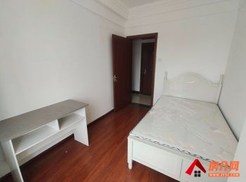 （富城车世界小区房屋出租）西山富城车世界，4室2厅房子出租(