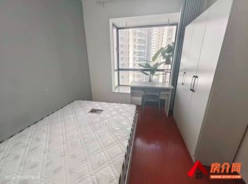 「昆明」五华假日城市(1期),3室2厅房子出租(合租)，租金