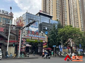 昆明盘龙火车北站467.23m²商铺出售,参考报价:373. 昆明盘龙火车北站467.23m²商铺出售,参考报价:373.