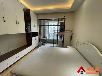 「昆明」西山北大资源博泰城,1室0厅房子出租(合租)，租金每