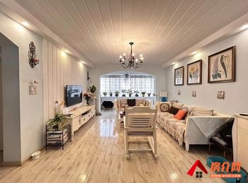 五华兴华街小区，4室2厅二手房出售,报价：142万元