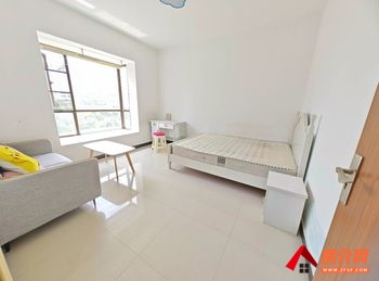 西山润城4区,3室1厅房子出租(合租),租金每月500元 西山润城4区,3室1厅房子出租(合租),租金每月500元