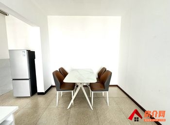 「昆明」五华万彩城市花园,1室1厅房子出租(整租),租金每月 「昆明」五华万彩城市花园,1室1厅房子出租(整租),租金每月