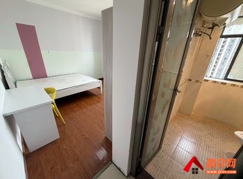 盘龙溪畔丽景，3室1厅房子出租(合租)，租金每月400元