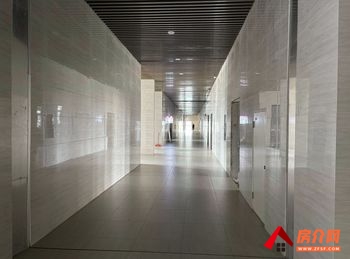 盘龙江东花园466m²商铺出租，参考报价：面议