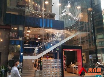 「昆明」五华南屏街片区582.07m²商铺出售,参考报价:8