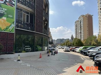 官渡海伦国际906.2m²商铺出售,参考报价:380.8万元 官渡海伦国际906.2m²商铺出售,参考报价:380.8万元