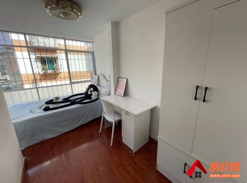 昆明西山金坤尚城祥和里 4室2厅房子出租(合租)，租金每月4