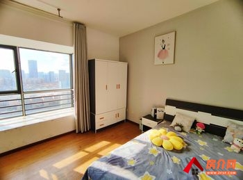 盘龙誉峰峰景，3室2厅房子出租(合租)，租金每月490元