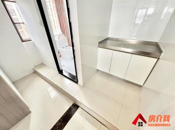 五华万彩城市花园,1室1厅房子出租(合租),租金每月699元 五华万彩城市花园,1室1厅房子出租(合租),租金每月699元