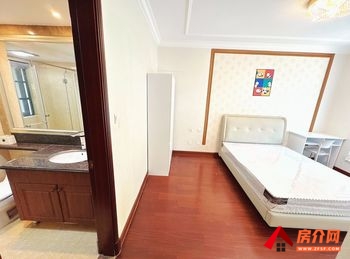 盘龙恒大雅苑二期，1室1厅房子出租(合租)，租金每月550元