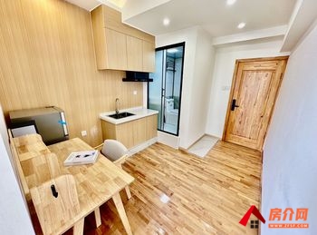 海伦堡中央广场(A8地块逸华中心住宅楼)小区房屋出租，「昆明