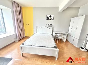 西山金坤尚城祥和里，3室1厅房子出租(合租)，租金每月400