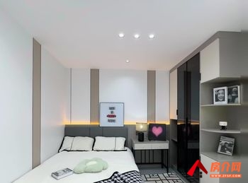 五华瓦仓南路6号院，3室1厅房子出租(合租)，租金每月400