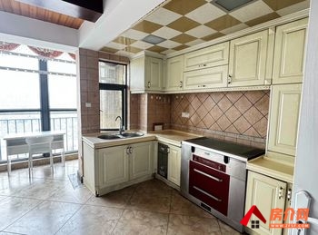 昆明官渡百合园(西区) 2室1厅房子出租(合租)，租金每月5