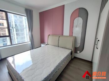 昆明五华碧桂园龙腾世家 3室2厅房子出租(合租)，租金每月5