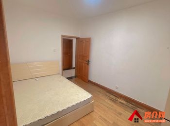 昆明盘龙金星广场 3室1厅房子出租(合租)，租金每月400元