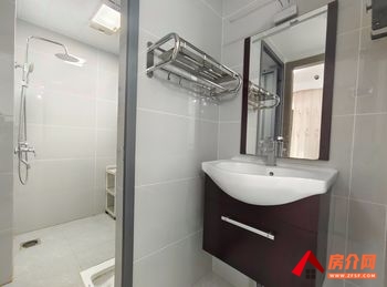 昆明官渡长水航城韶华里 3室2厅房子出租(整租)，租金每月1