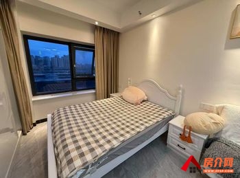 五华融创春风十里海豚湾，1室1厅房子出租(整租)，租金每月1