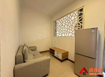 西山正和小区和平巷，1室1厅房子出租(整租)，租金每月110