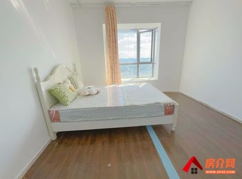 「昆明」官渡兆丰六千城,3室2厅房子出租(合租)，租金每月6