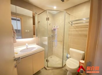 滨江俊园(2期)小区房屋出租，盘龙滨江俊园(2期)，1室1厅